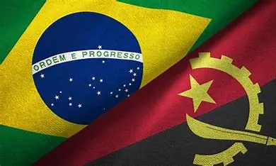 Bandeiras de Angola e do Brasil